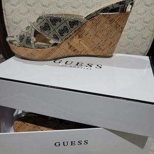Guess wedges
